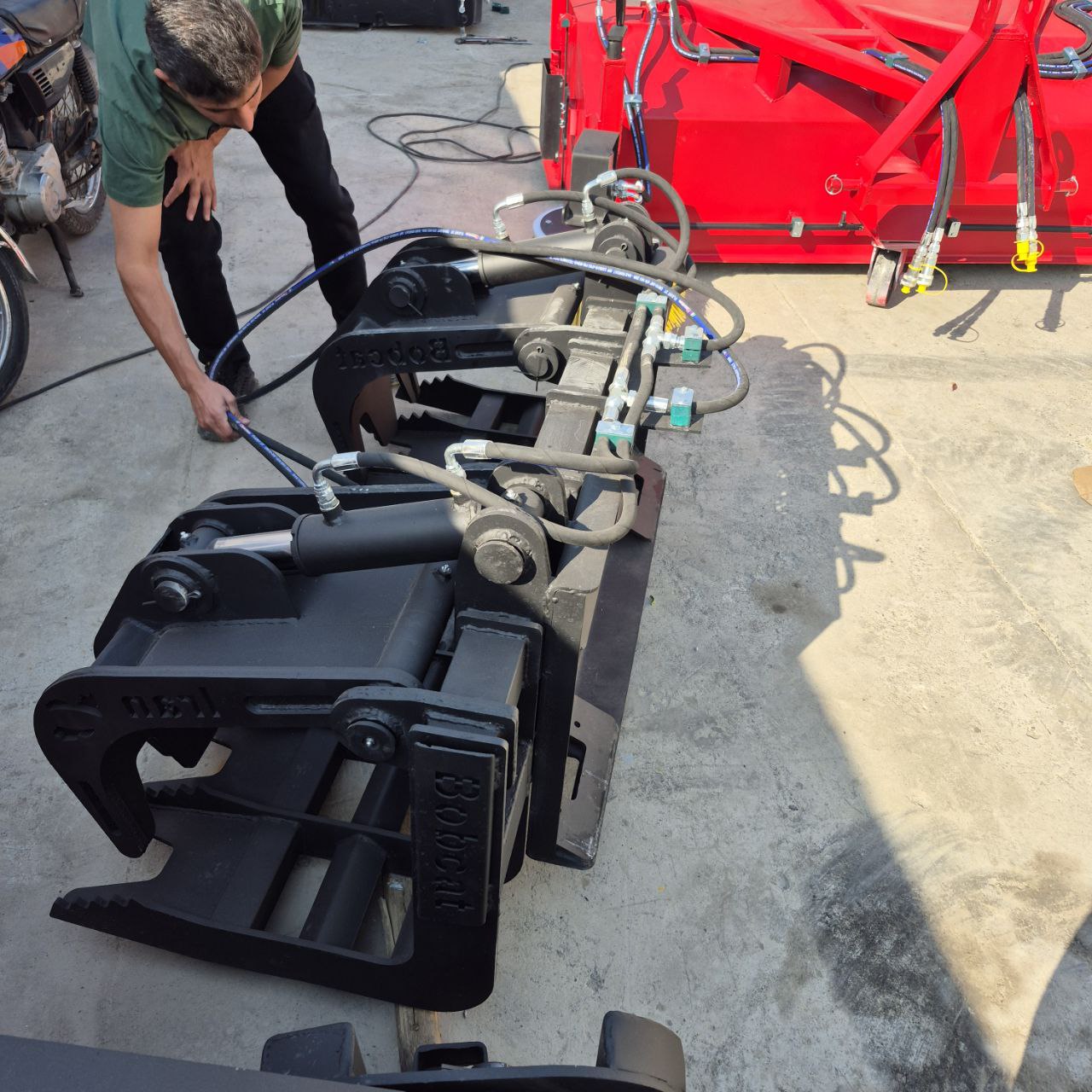 جلوبند الوارگیر مینی لودر بابکت - Image 7