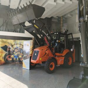 بیل بکهو سنوپارس SP PRO 250 C 
